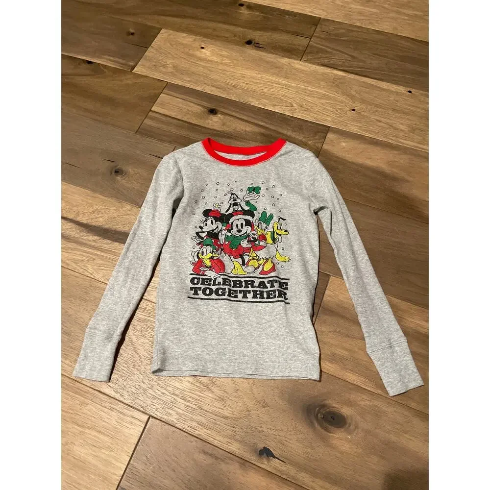 Gap Disney Holiday Pajama Set Size M Red Gray Mickey and Friends Unisex Knit